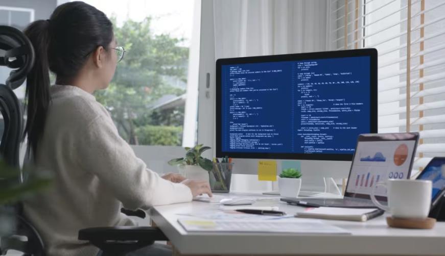 潼南企业数字化解决方案:机器学习赋能商业模式升级的核心路径